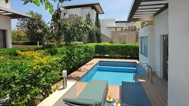 E Hotel Spa and Resort