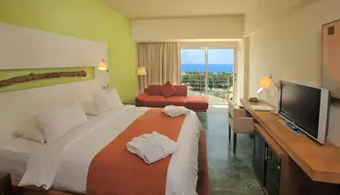 E Hotel Spa and Resort