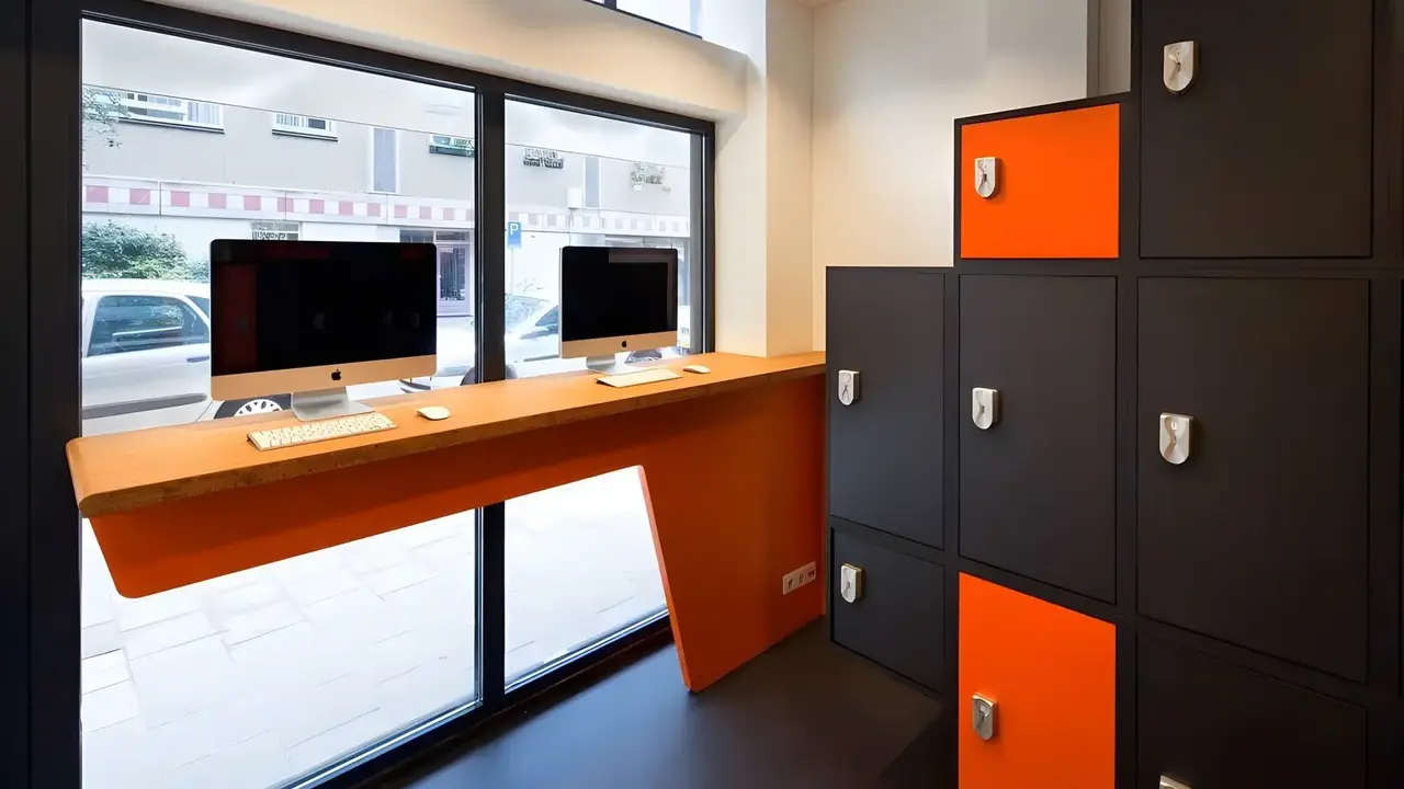 easyHotel Amsterdam City Centre South
