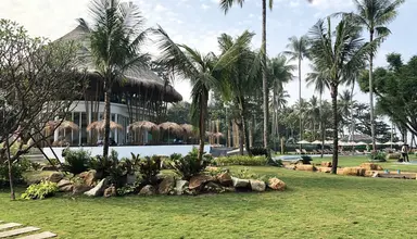 Eden Beach Resort & Spa