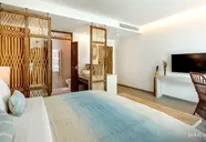 Eden Beach Resort & Spa