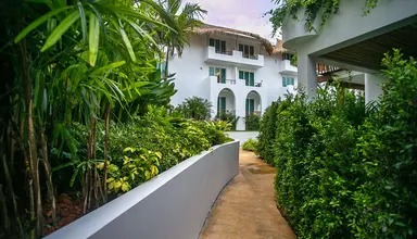 Eden Beach Resort & Spa
