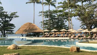 Eden Beach Resort & Spa