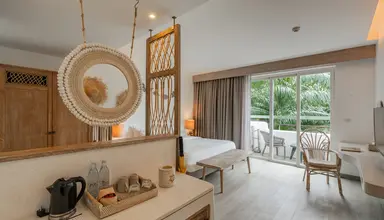 Eden Beach Resort & Spa