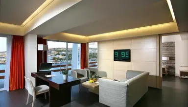 Eden Roc Resort