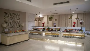 Edge By Rotana Sea Beach