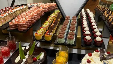 Edge By Rotana Sea Beach