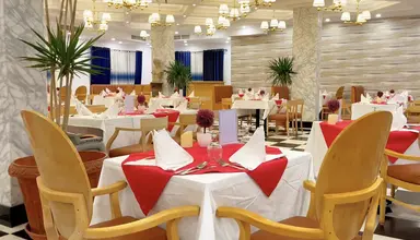 Edge By Rotana Sea Beach