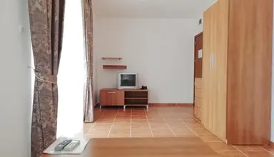 Efir Aparthotel
