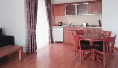 Efir Aparthotel