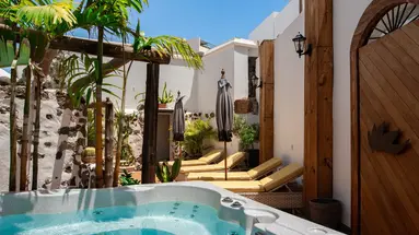 El Charco Suite