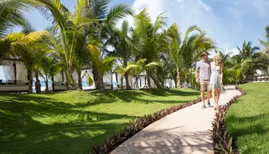 El Dorado Seaside Suites