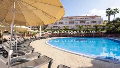 El Duque Aparthotel