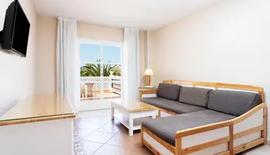 El Duque Aparthotel