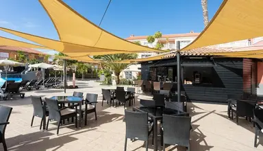El Duque Aparthotel