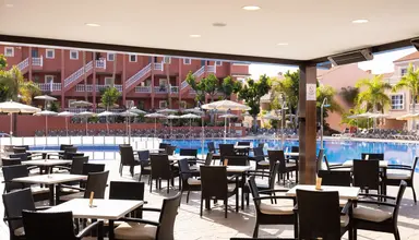 El Duque Aparthotel