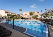 El Duque Aparthotel