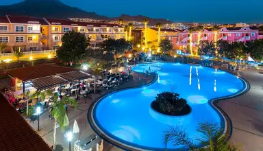 El Duque Aparthotel