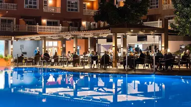 El Duque Aparthotel