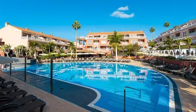 El Duque Aparthotel