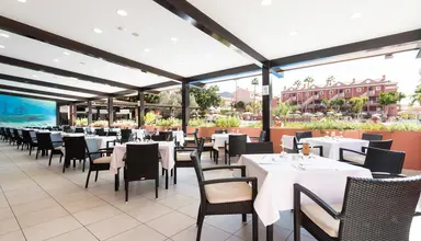 El Duque Aparthotel