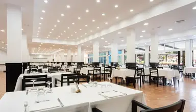 El Duque Aparthotel