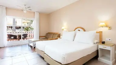 El Duque Aparthotel