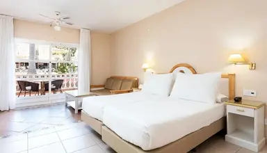 El Duque Aparthotel