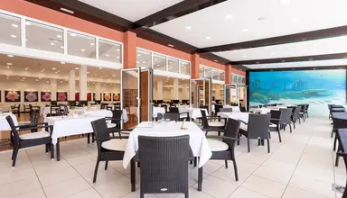 El Duque Aparthotel