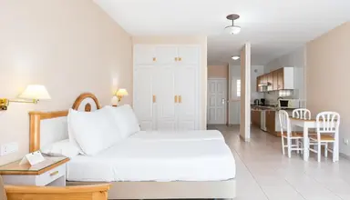 El Duque Aparthotel