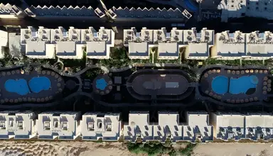 El Karma Aqua Beach Resort