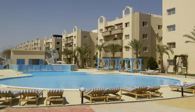 El Karma Aqua Beach Resort