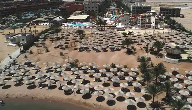 El Karma Aqua Beach Resort