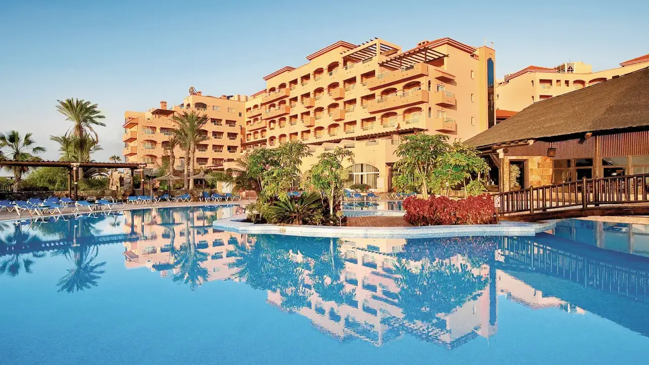 Elba Sara Beach Golf Resort