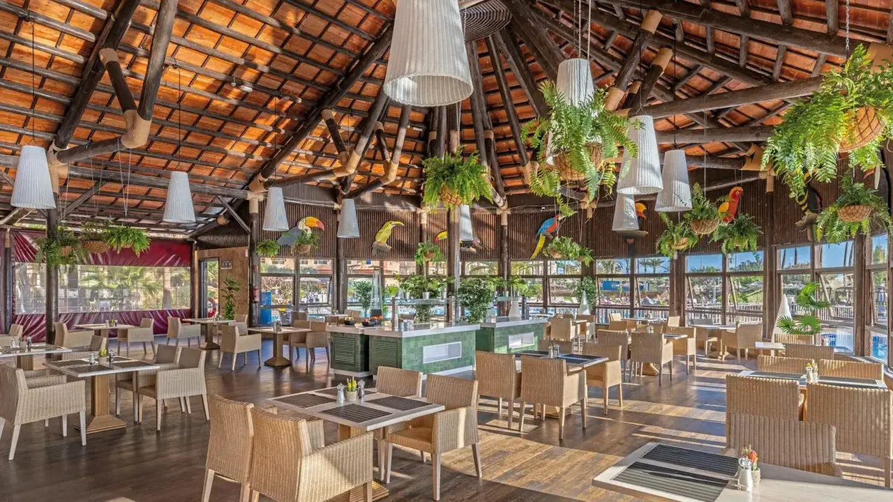 Elba Sara Beach Golf Resort