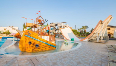 Electra Holiday Village