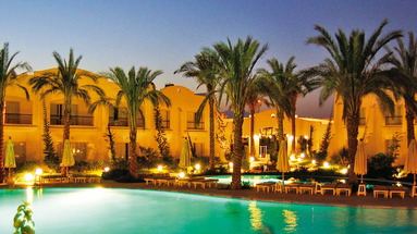Elegant Vacations Luna