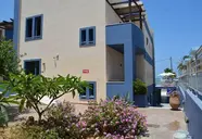 Eleni Beach Apartments