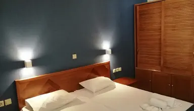 Eleni Beach Apartments