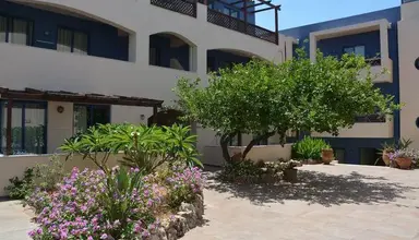 Eleni Beach Apartments
