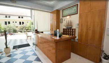 Eleni Palace