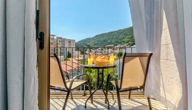 Eleven (Petrovac)