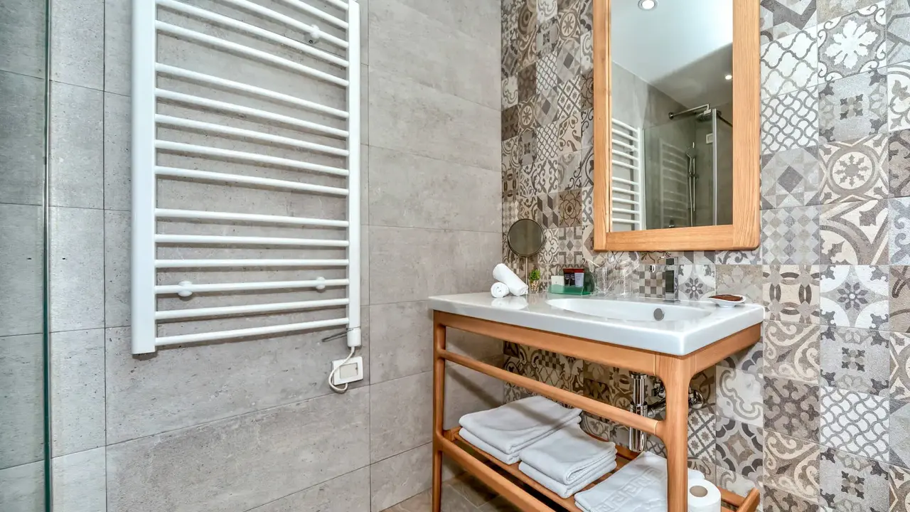 Eleven (Petrovac)