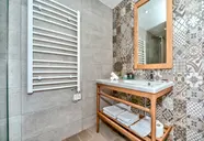Eleven (Petrovac)