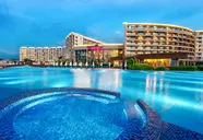 Elexus Resort