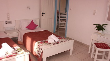 Elia Apartments