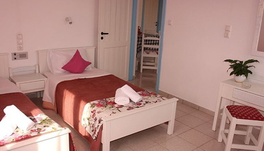 Elia Apartments
