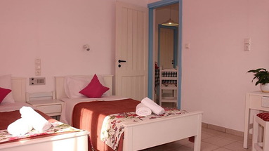 Elia Apartments
