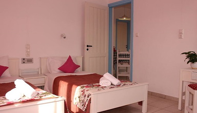 Elia Apartments