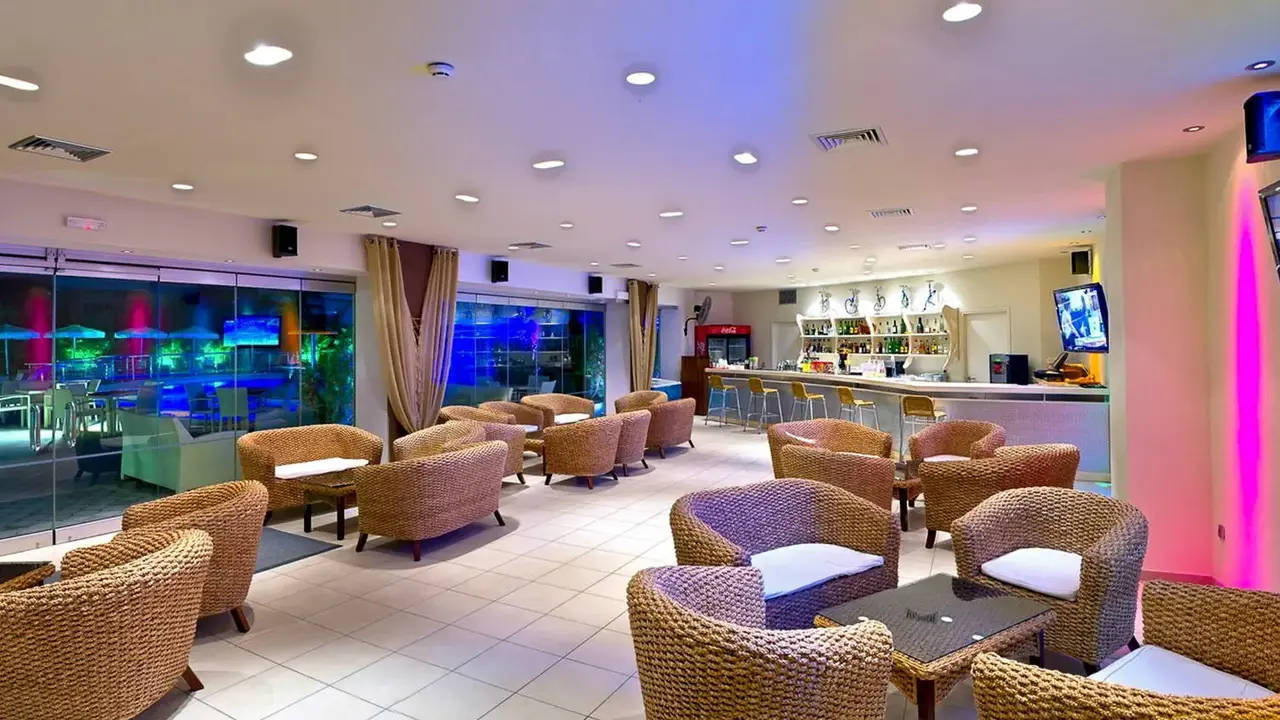 Elinotel Apolamare